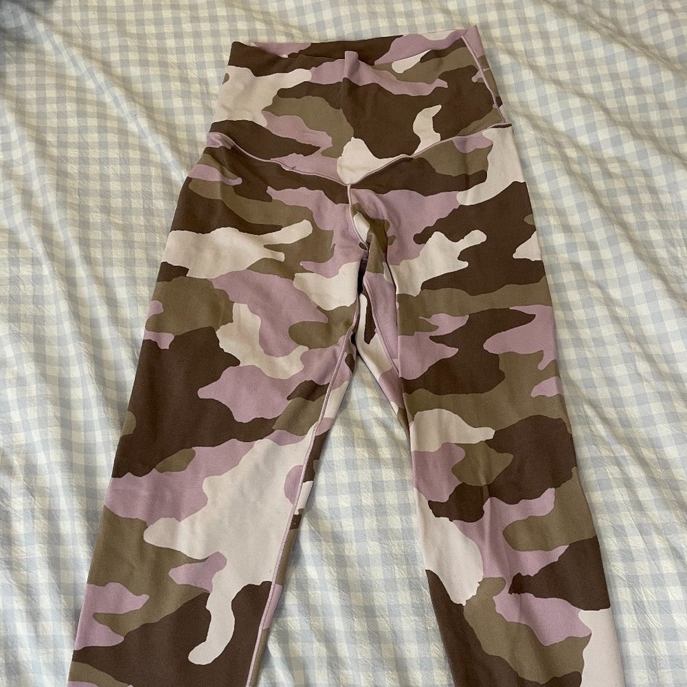 Aerie Offline Real Me 7/8 Leggings High Rise - Pink, Brown, And White Camo